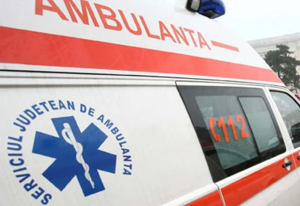 Accident rutier la Târgoviște. O femeie a fost rănită 