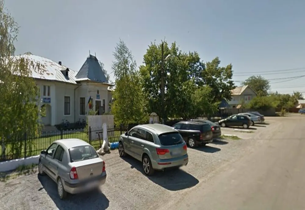 Restricții de deplasare și de weekend, într-o comună din Dâmbovița unde incidența este de aproape 5 la mie 