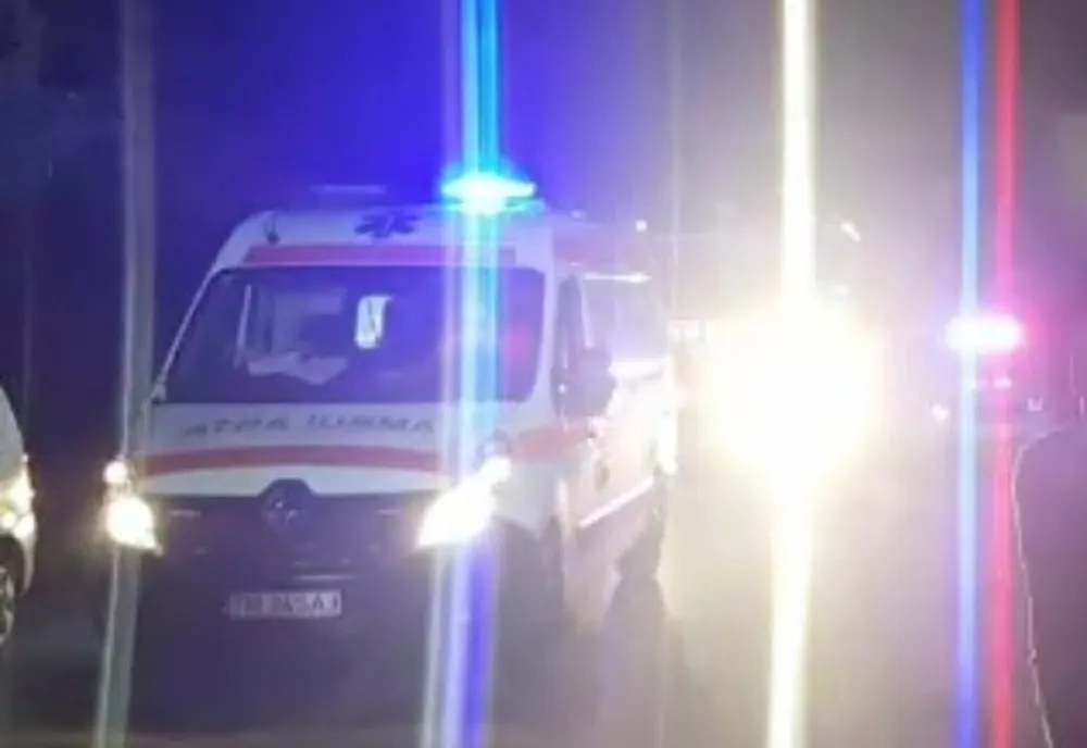 Accident mortal în Dâmbovița. Două pesoane au decedat, alte patru sunt rănite, printre care trei minori