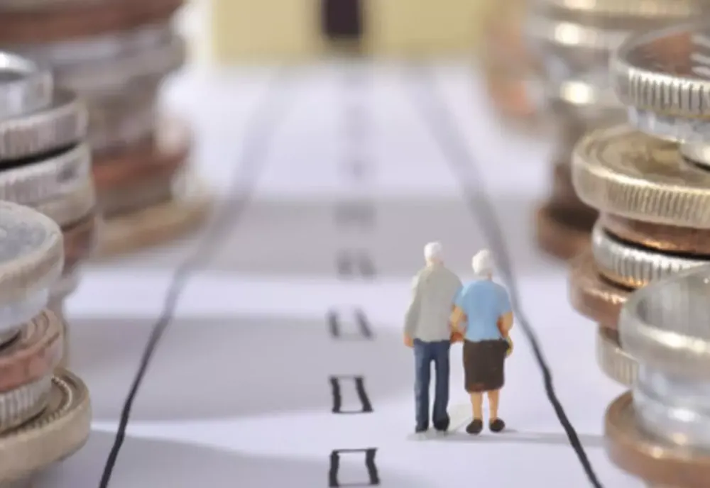 ÎCCJ: NU ESTE POSIBILĂ RECALCULAREA PENSIEI ANTICIPATE PARŢIALE ÎN CAZUL PERSOANELOR CARE AU LOCUIT ÎN ZONELE POLUATE