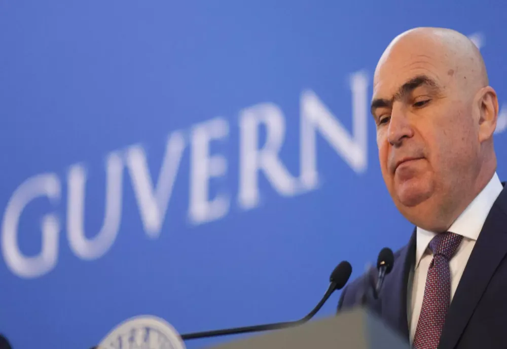 BOMBA ZILEI: BOLOJAN A MODIFICAT LEGEA ÎN INTERES PROPRIU CA SĂ POATĂ STA ÎN VILA LUI BĂSESCU