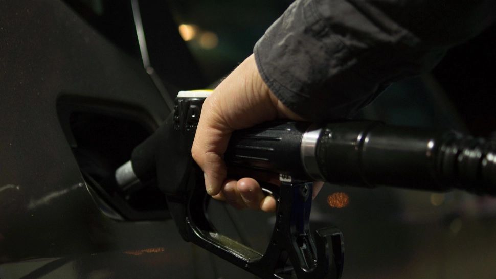 Tarife majorate petrol și gaze naturale