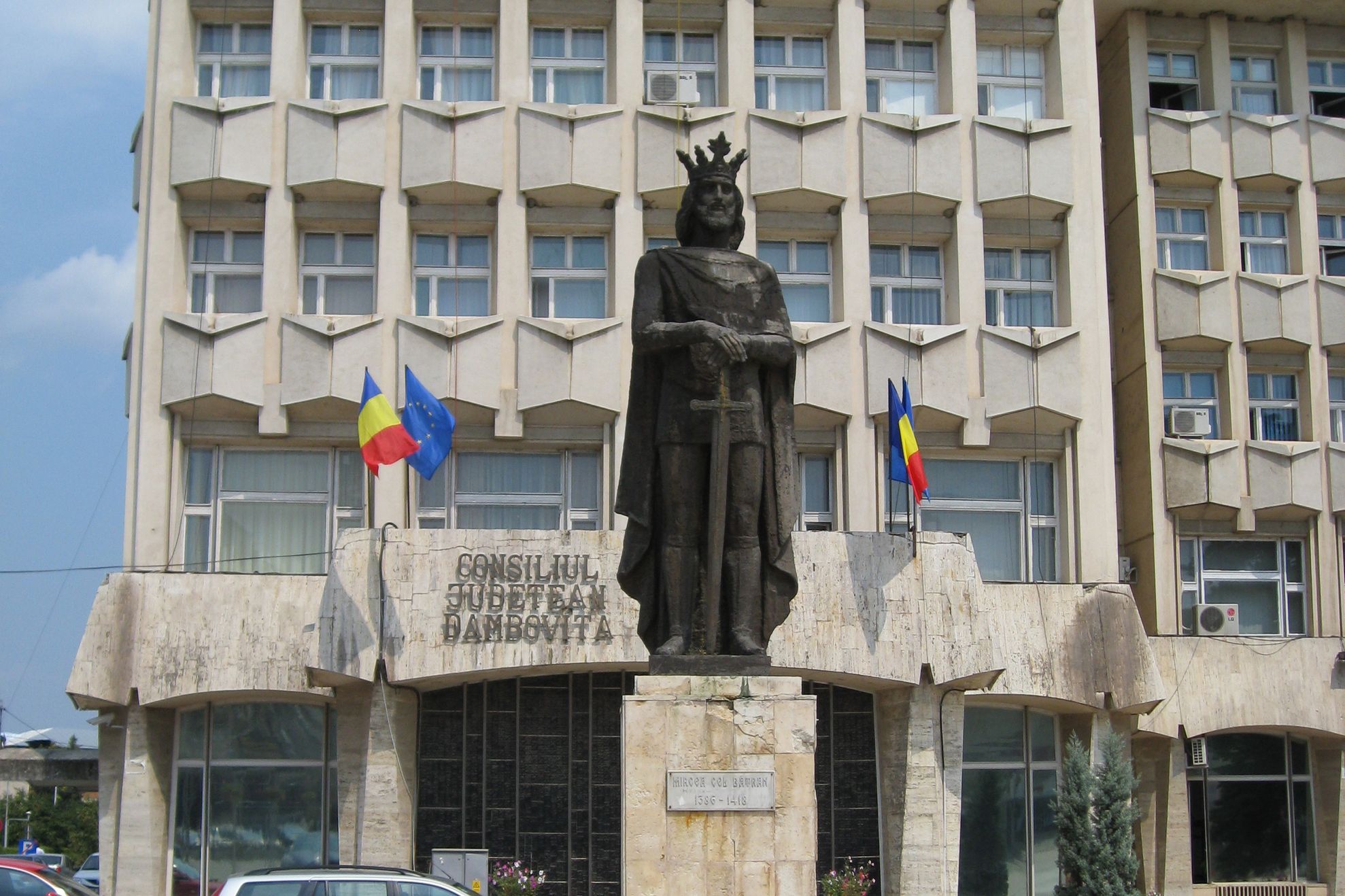 cjd statuie