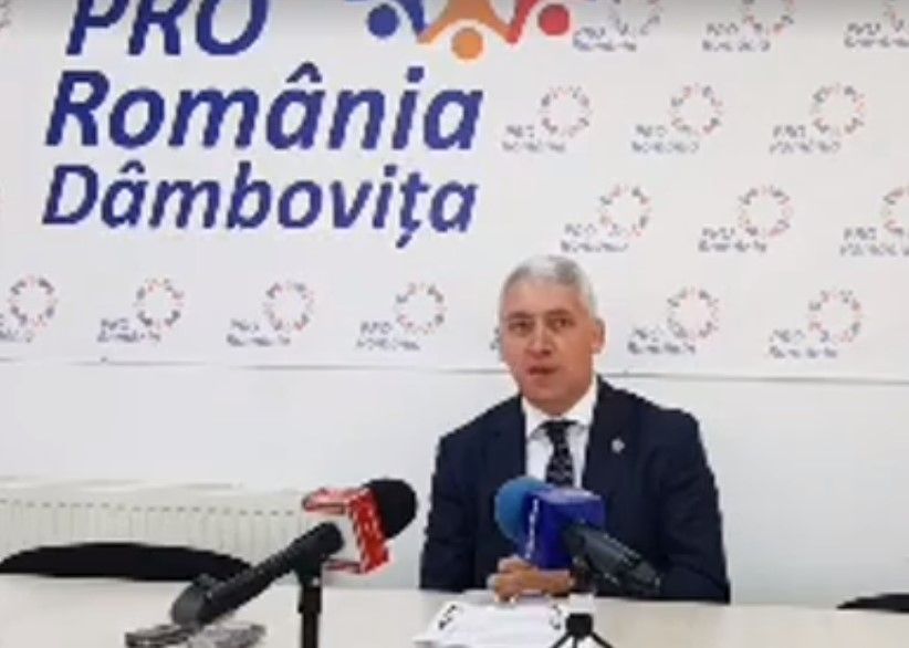 tutuianu pro romanai