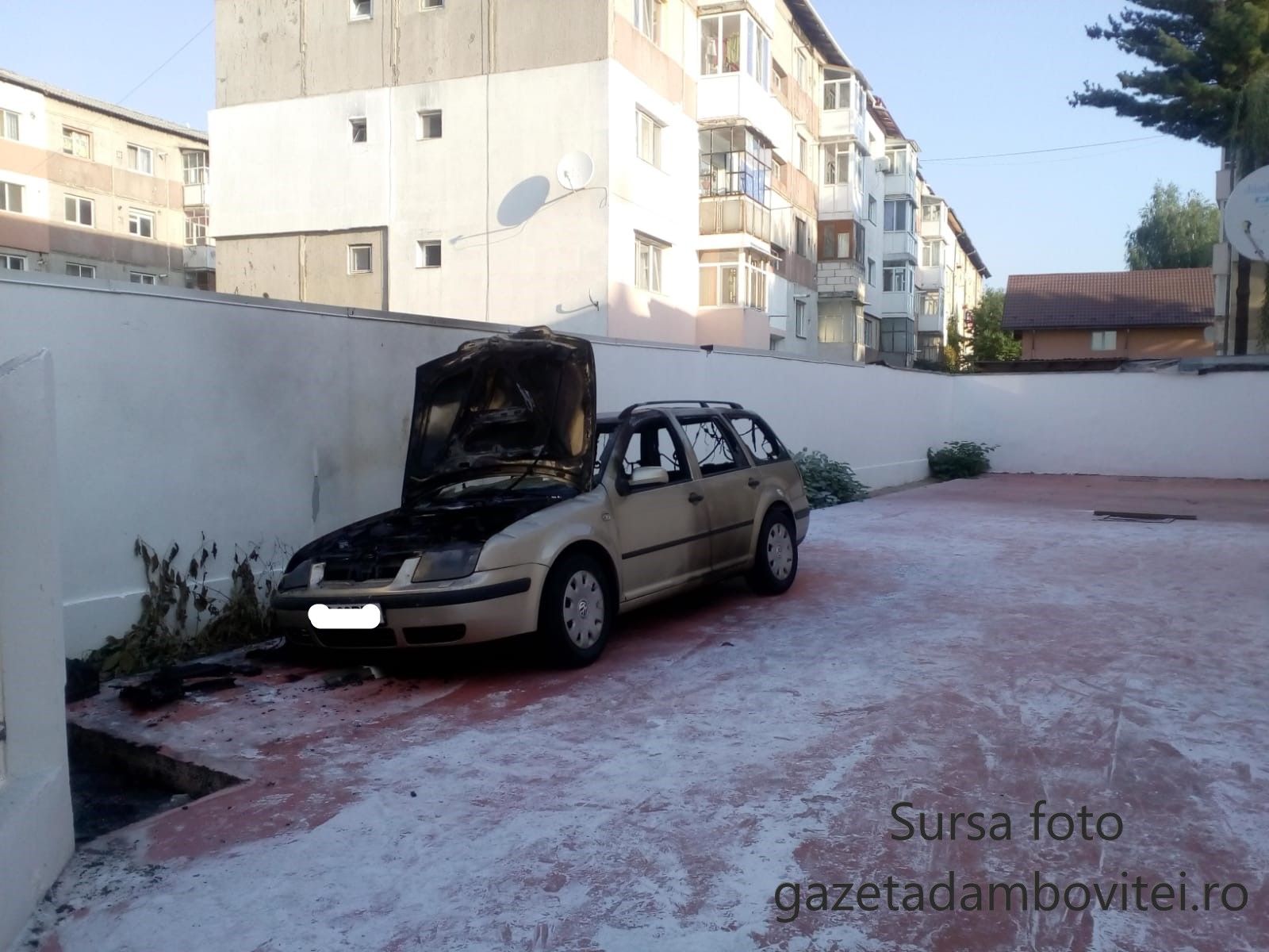 articol masina incendiata