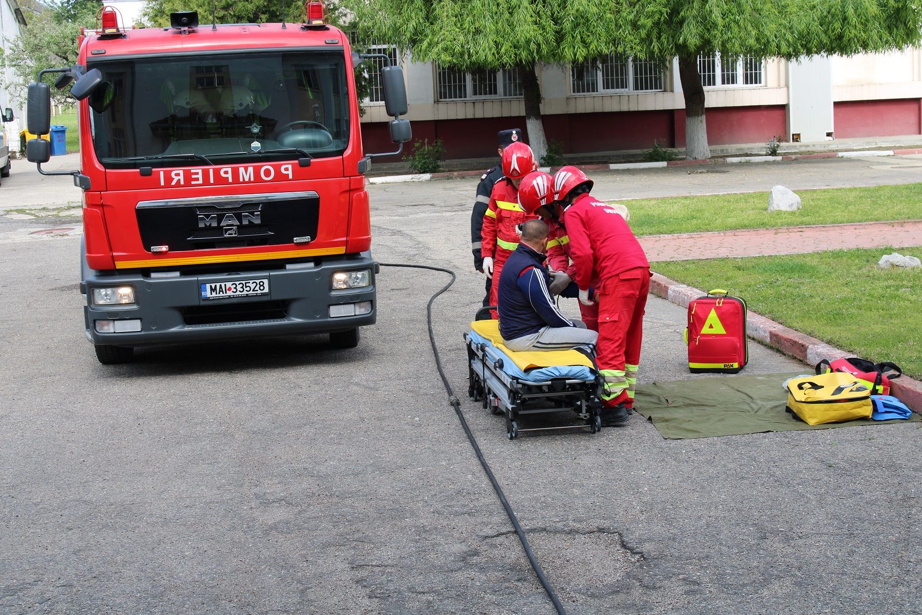 isu exercitiu gaesti