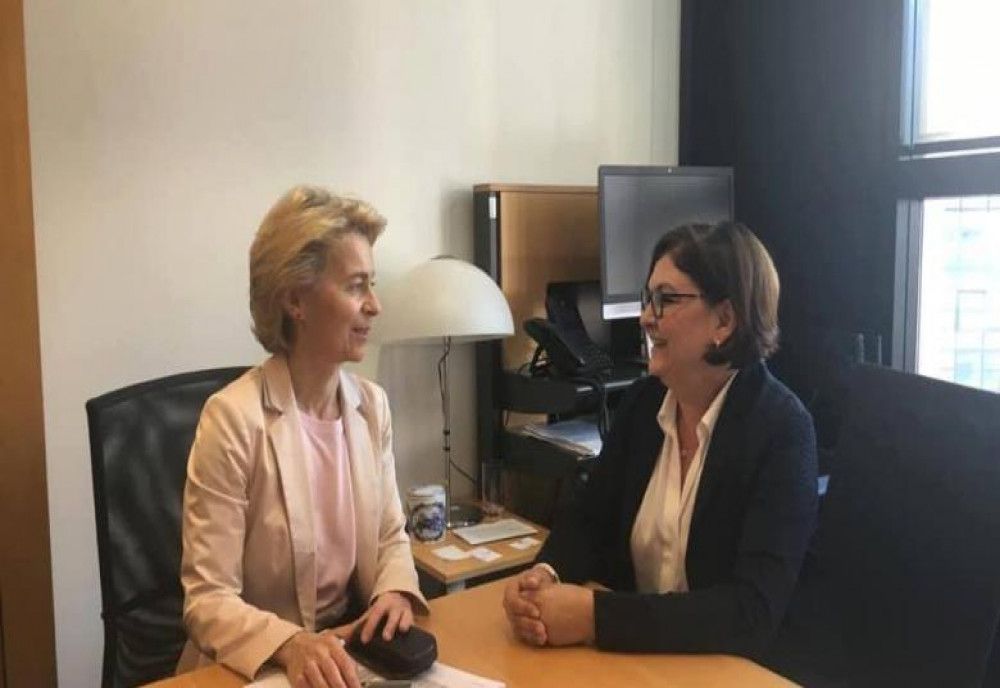 Adina Vălean a fost acceptată pentru funcția de comisar european de Ursula von der Leyen