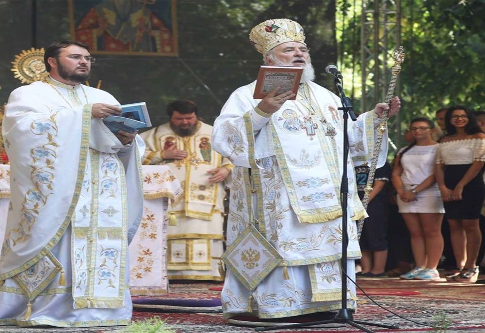 Biserica Ordodoxă Română intervine în cazul preotului ce a lăsat sutana pentru politică