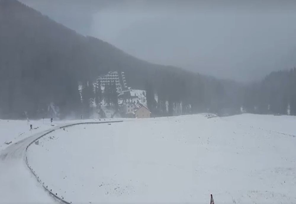 Cum este atmosfera în zona Codului Roșu. Imagini spectaculoase din Bucegi