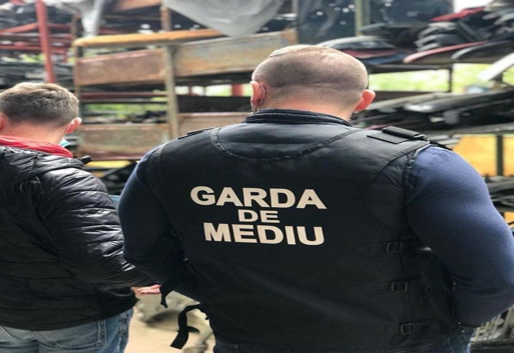 Zeci de societăți comerciale au rămas fără activitate, pe perioada stării de urgență, pentru că nu au respectat normele de mediu