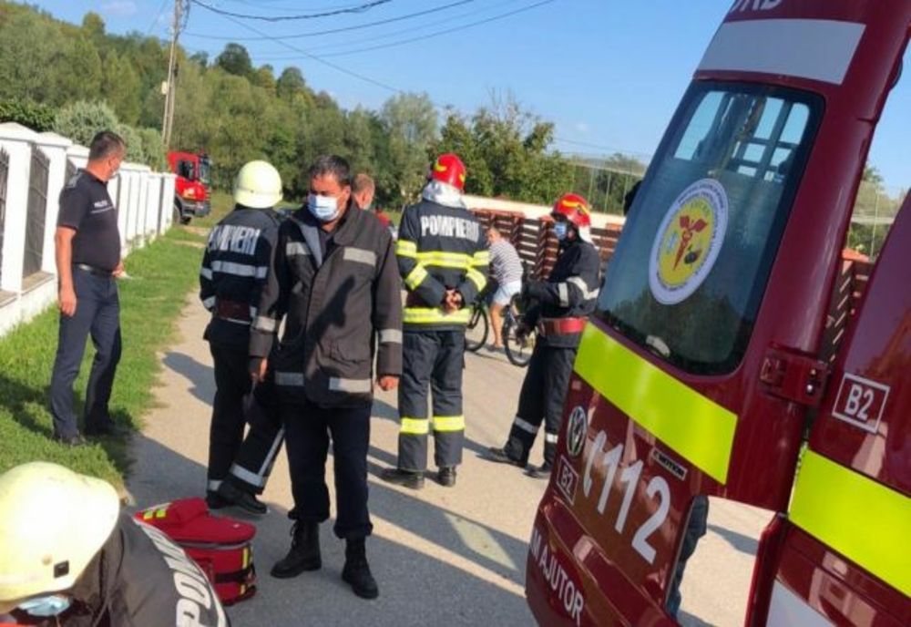 Copilul mort după ce a fost strivit de căruță se afla la adunat de fier vechi