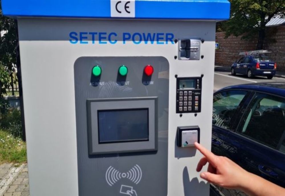În Târgovişte vor funcționa patru staţii electrice de reîncărcare pentru vehicule electrice şi electrice hibrid