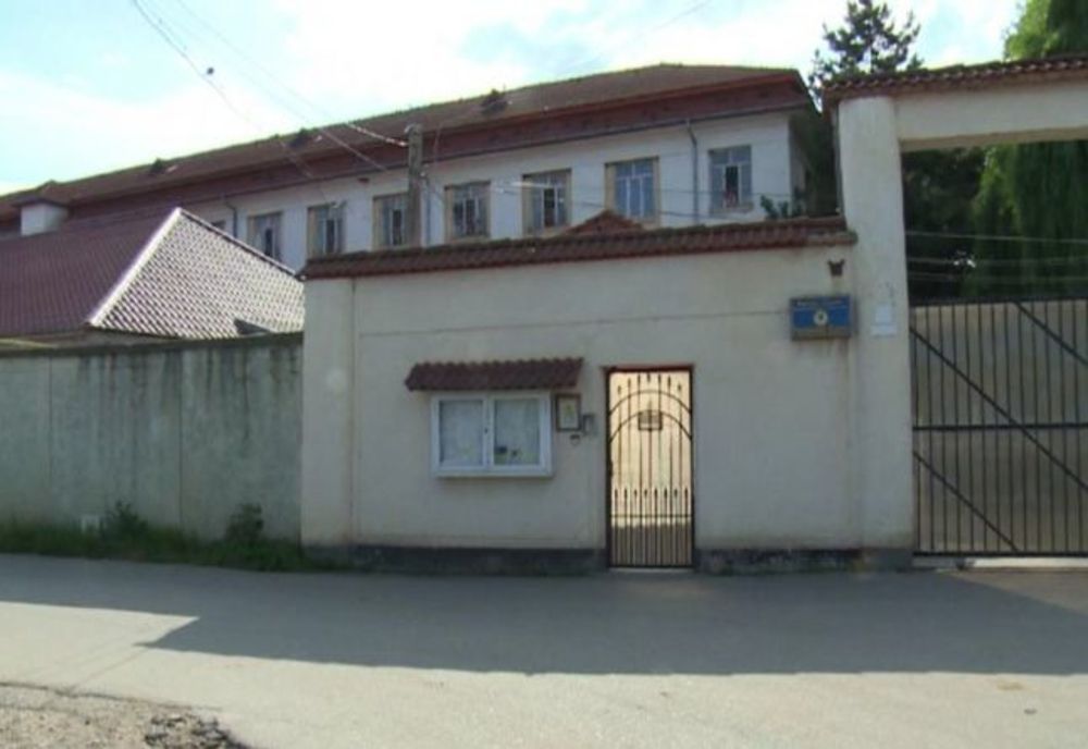 Angajat al Penitenciarului Găeşti, confirmat cu COVID-19. Ce măsuri a luat DSP