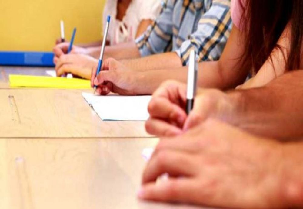 Titularizare 2021: Profesorii, tot mai slab pregătiți. 20% dintre candidați au luat note sub 5
