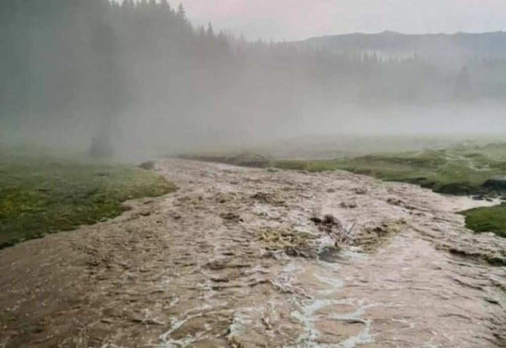 Unul dintre cele mai frumoase trasee turistice din Bucegi este închis. Anunțul Salvamont Dâmbovița