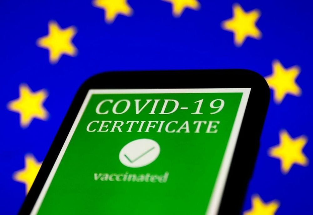 Unii medici de familie au găsit un nou mod de falsificare a certificatelor verzi. Ce spun polițiștii