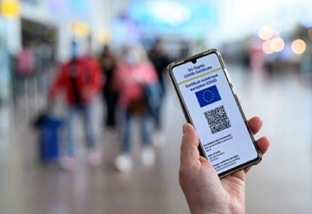 Certificatul COVID-19 pentru cei care intră în România, valabil doar cu doza booster, test PCR sau dovada trecerii prin boală