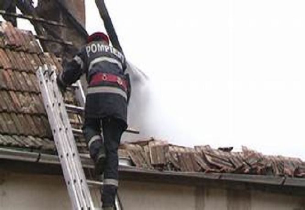 Incendiu puternic la o casă din Dâmbovița!