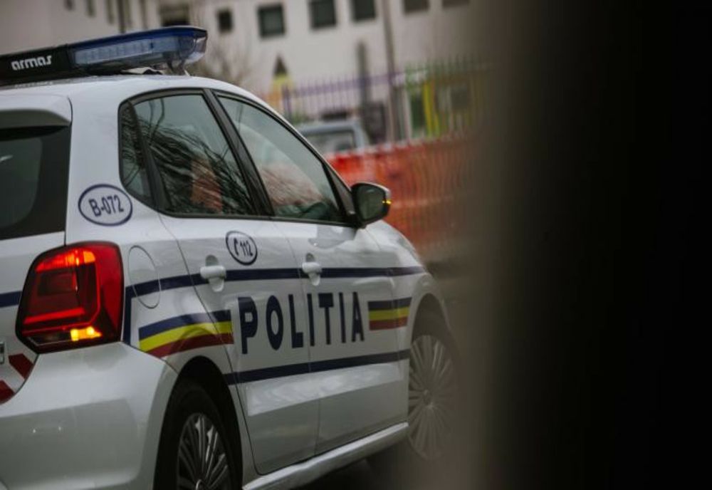 Dâmbovița. Accident violent, provocat de o soferiță neatentă. Trei mașini avariate