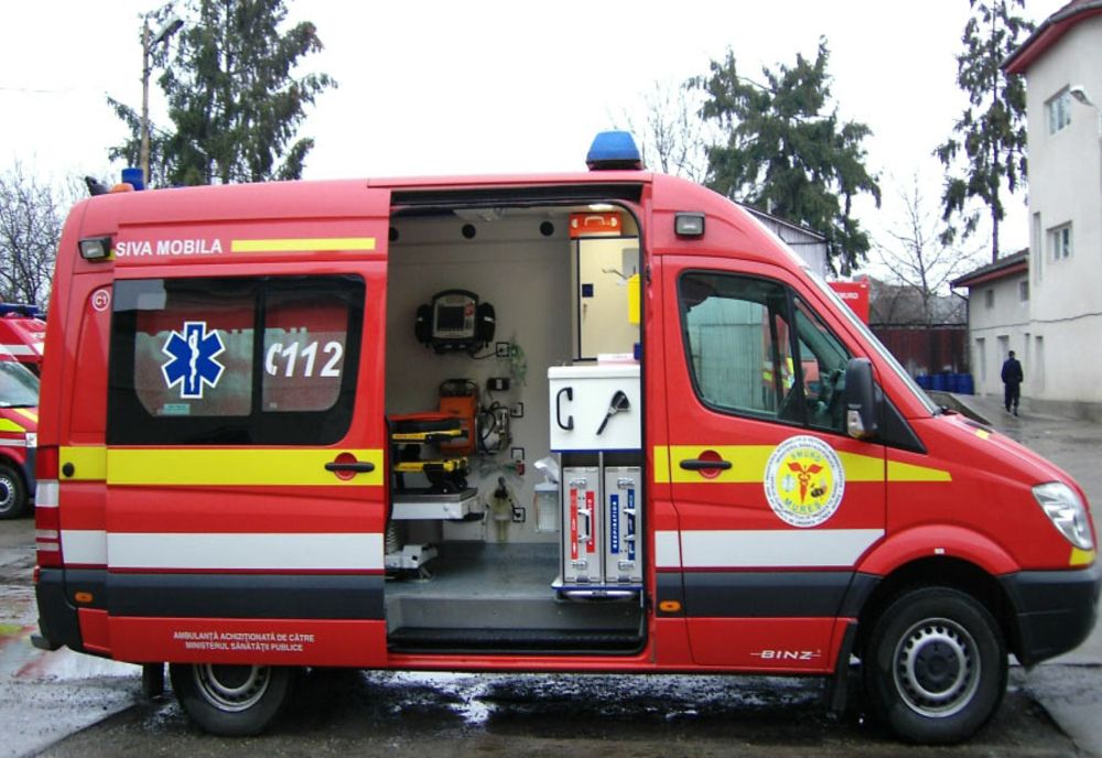 Copil de doar 10 ani, lovit de maşină, în Dâmboviţa