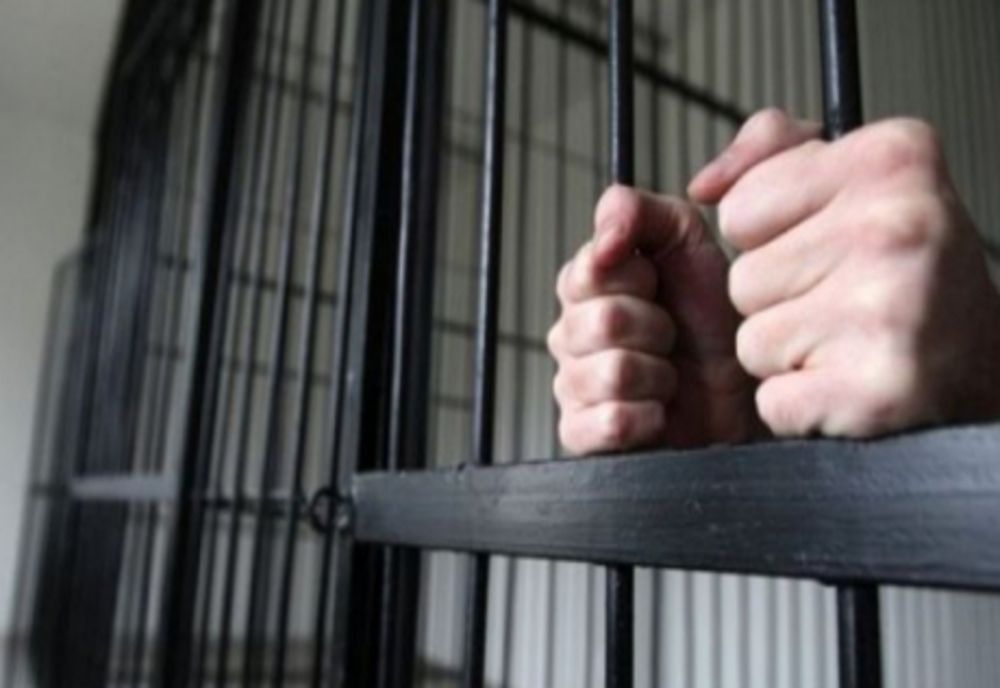 Dâmbovița. Doi tineri încarcerați la Penitenciarul Mărgineni pentru viol