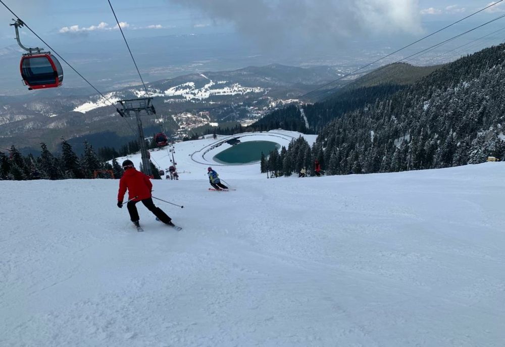 S-a deschis sezonul de schi în Poiana Braşov - FOTO