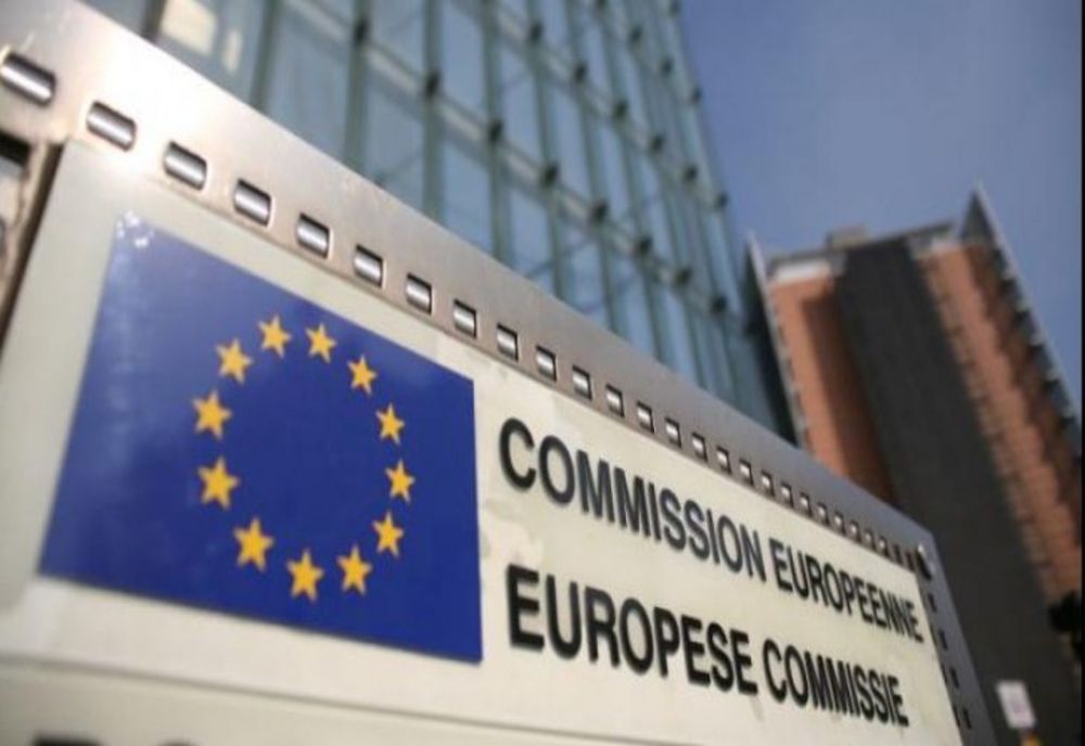 MOȚIUNEA DE CENZURĂ ÎMPOTRIVA COMISIEI EUROPENE PICĂ LA VOTUL EURODEPUTAȚILOR