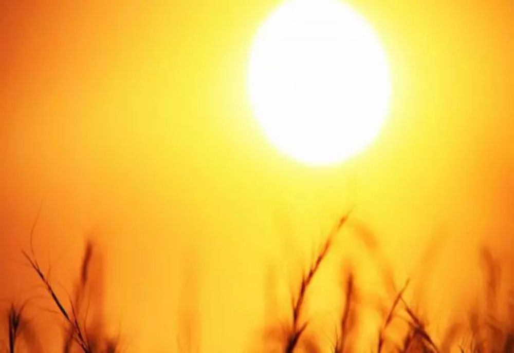 AVERTIZARE METEOROLOGICĂ: COD GALBEN ȘI COD PORTOCALIU DE CANICULĂ ÎN TOATĂ ȚARA