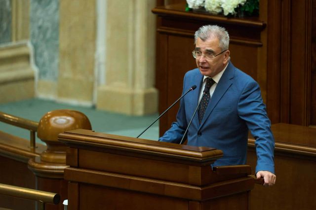 Petrișor Peiu (liderul senatorilor AUR): „În numele ‘stabilității’, guvernarea a condus România spre un eșec structural și sistematic”