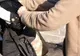 Bărbat tâlhărit în plină stradă de 2.200 de lei. Agresorul a fost reținut de Poliție