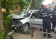 Accident la Târgoviște. Șoferul a ajuns la spital, iar mașina s-a oprit într-un pom