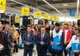 Video| Viorel Moldovan, a inaugurat, la Târgoviște, un nou magazin de articole sportive