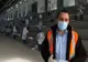La Târgoviște s-a luat decizia distribuirii către populație a unui pachet de câte două perechi de mănuși si două măsti de protecție, pentru fiecare persoană