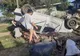 Mama și fiică, la un pas de moarte, după ce mașina în care se aflau s-a răsturnat