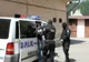  Dâmbovița. Percheziții la persoane acuzate de furt. Un pistol şi telefoane, printre obiectele găsite
