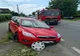 Dâmbovița: Un autoturism scăpat de sub control s-a izbit de un cap de pod. Șoferul a fost rănit