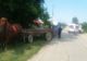 Ciocnire între un biciclist și o căruță. Biciclistul, rănit grav, va fi preluat de elicopterul SMURD