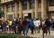 Sute de oameni s-au îmbulzit pentru examenul de obținere a permisului auto, la Târgoviște, uitând de orice regulă