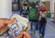 Vești bune pentru elevi! Anunțul făcut de ministrul Educației cu privire la bursele școlare