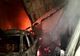 Dâmboviţa. Incendiu violent într-un garaj auto. S-a intervenit cu 5 autospeciale de stingere